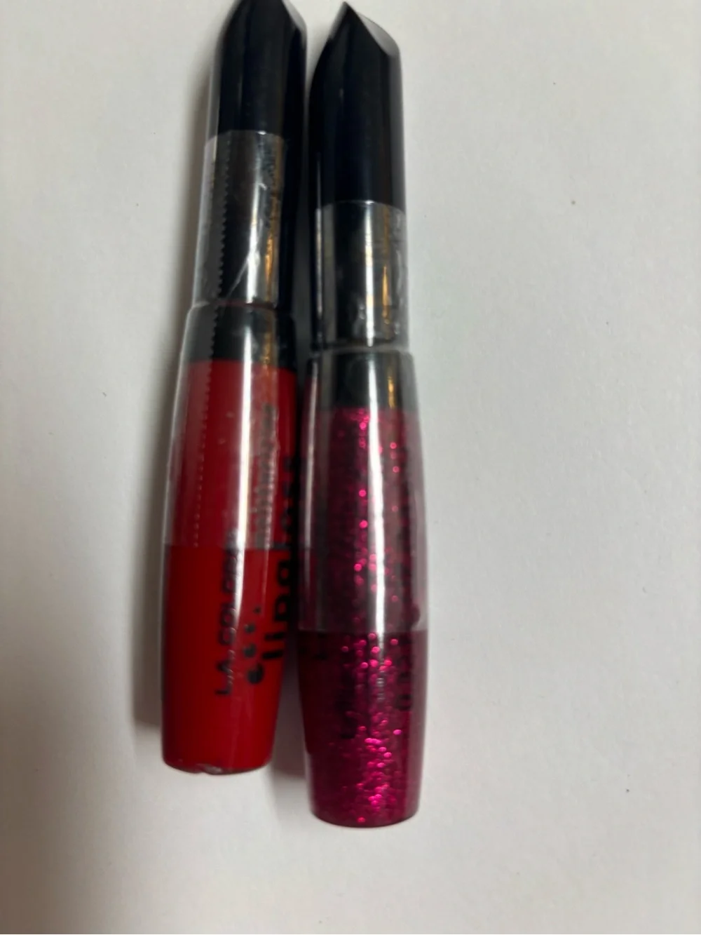 L.A. Colors Lip Gloss Duo - Red & Sparkling Pink